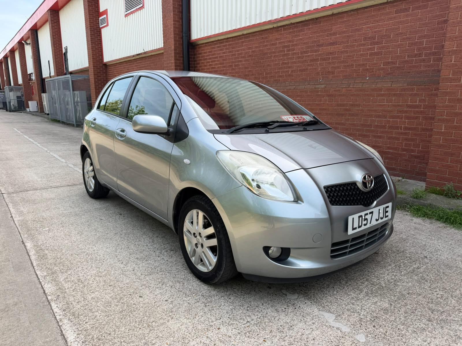 TOYOTA YARIS AUTOMATIC LD57JJE