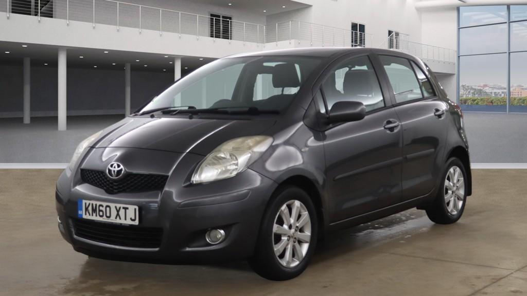 TOYOTA YARIS 1.3 VVT-I T SPIRIT Hatchback