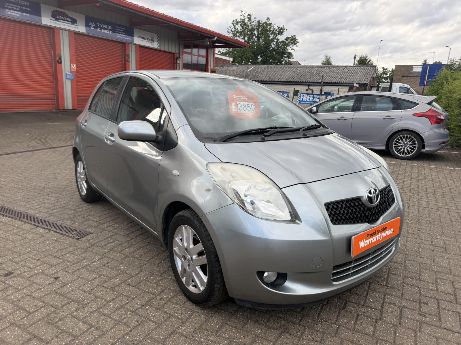 Yaris Automatic ZT